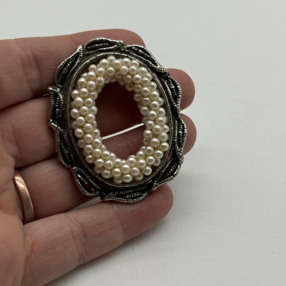 Vintage Silvertone Faux Pearl Filigree Oval Frame Brooch Pin